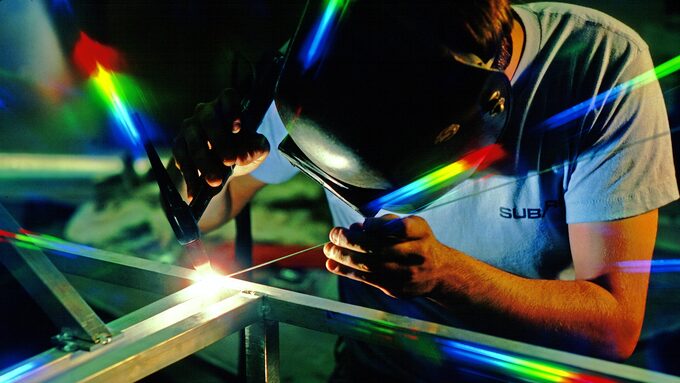 welder-3018425_1920.jpg